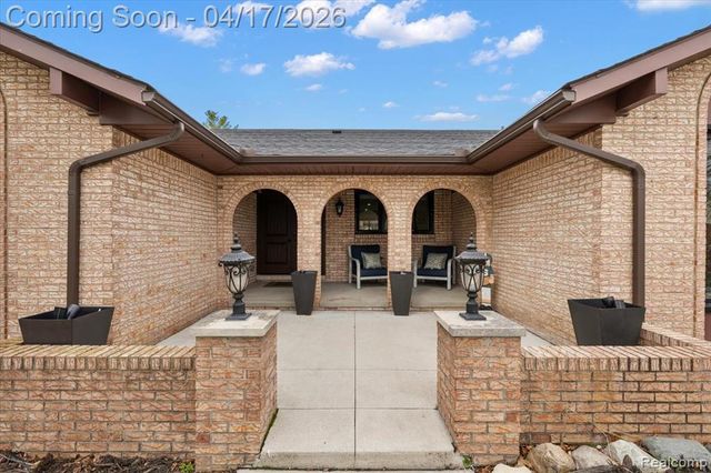 34765 Northland Drive, Livonia, MI 48152