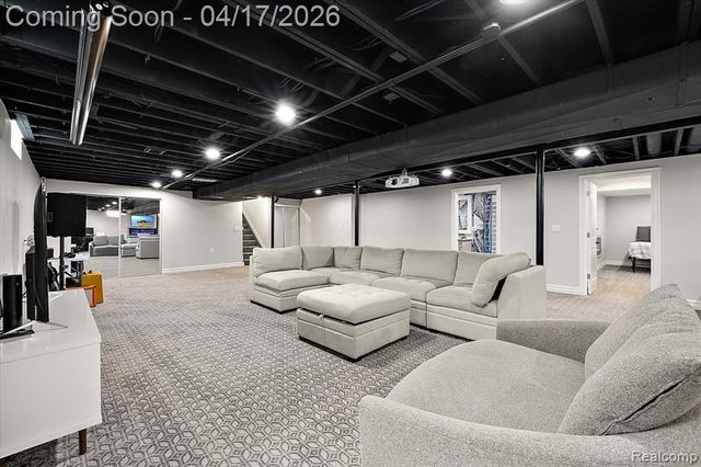 34765 Northland Drive, Livonia, MI 48152