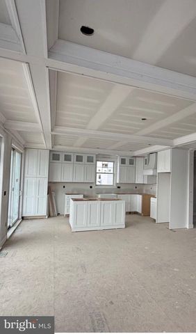 1339 PAUL BLVD, Manahawkin, NJ 08050