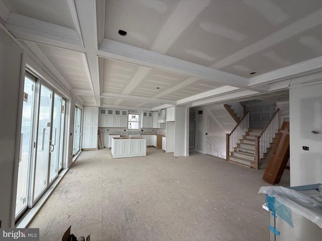 1339 PAUL BLVD, Manahawkin, NJ 08050