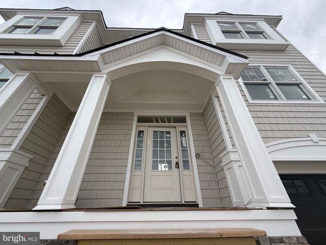 1339 PAUL BLVD, Manahawkin, NJ 08050