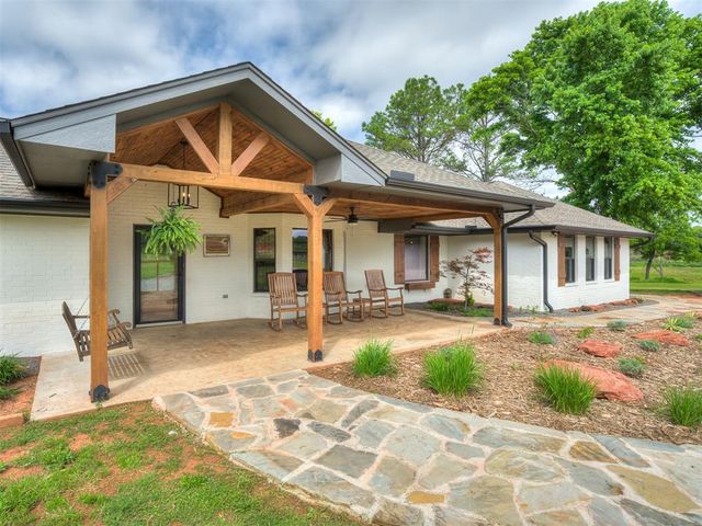 11790 E Etowah Road, Noble, OK 73068