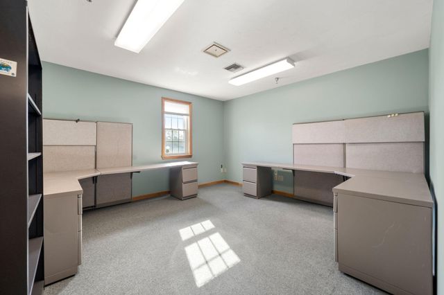 4 Barlows Landing Road 16, Pocasset, MA 02559