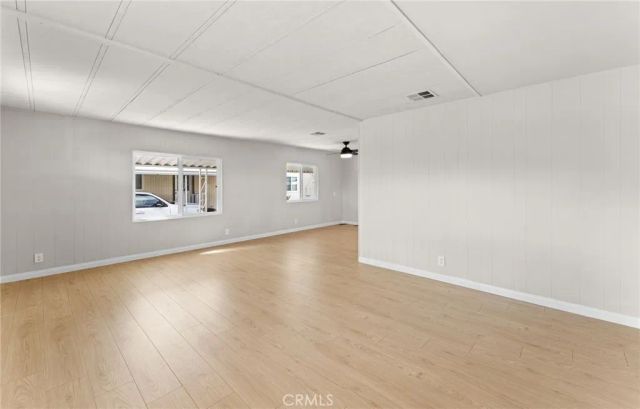 200 W San Bernardino 19, Rialto, CA 92376