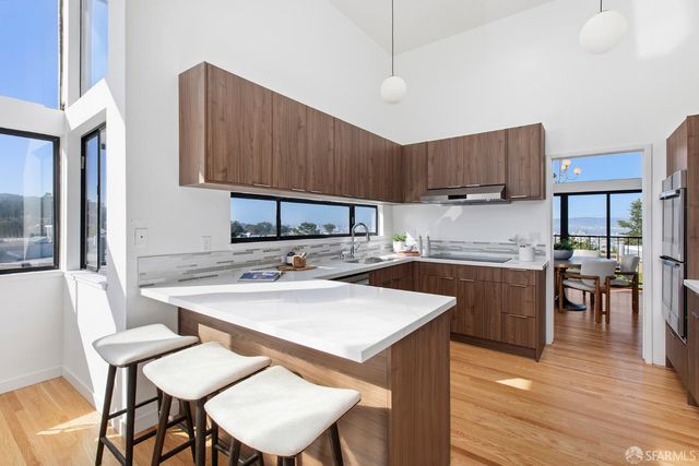 1 Ora Way, San Francisco, CA 94131