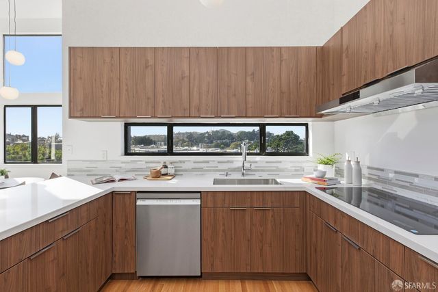 1 Ora Way, San Francisco, CA 94131