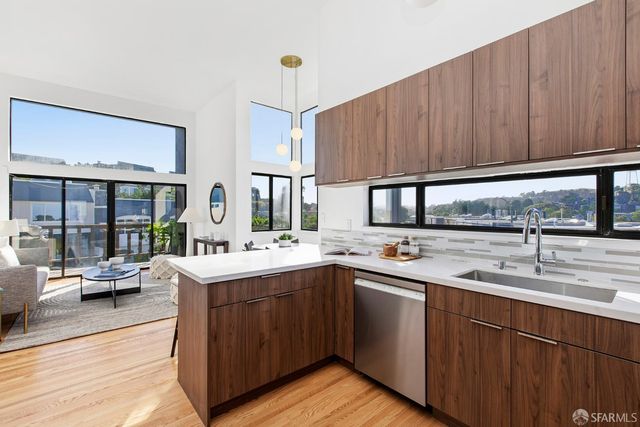 1 Ora Way, San Francisco, CA 94131