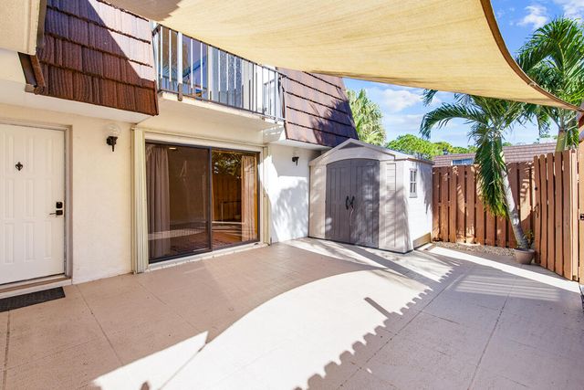 5678 SE Riverboat Drive 129, Stuart, FL 34997