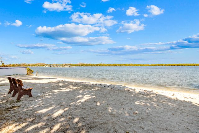 5678 SE Riverboat Drive 129, Stuart, FL 34997