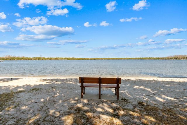 5678 SE Riverboat Drive 129, Stuart, FL 34997