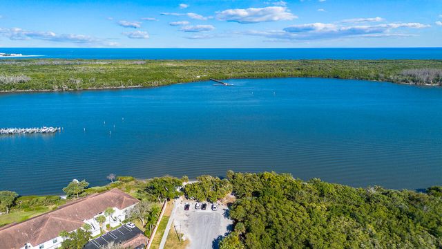 5678 SE Riverboat Drive 129, Stuart, FL 34997
