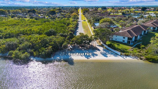 5678 SE Riverboat Drive 129, Stuart, FL 34997