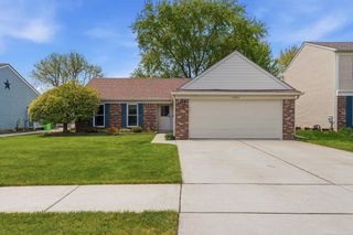 45471 Ronnen Drive, Macomb Twp, MI 48044