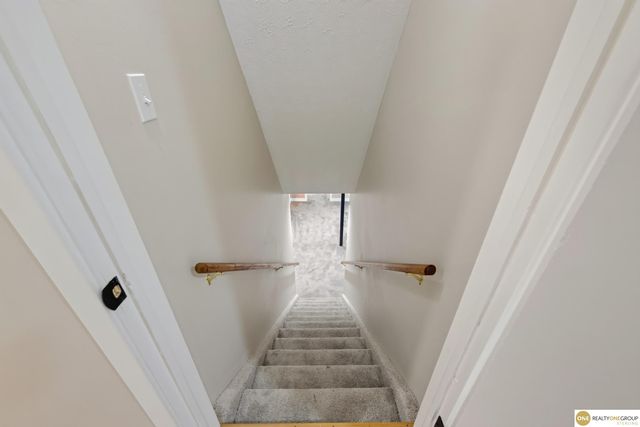 7179 N 60th Street, Omaha, NE 68152