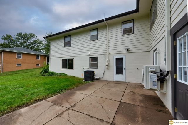 7179 N 60th Street, Omaha, NE 68152