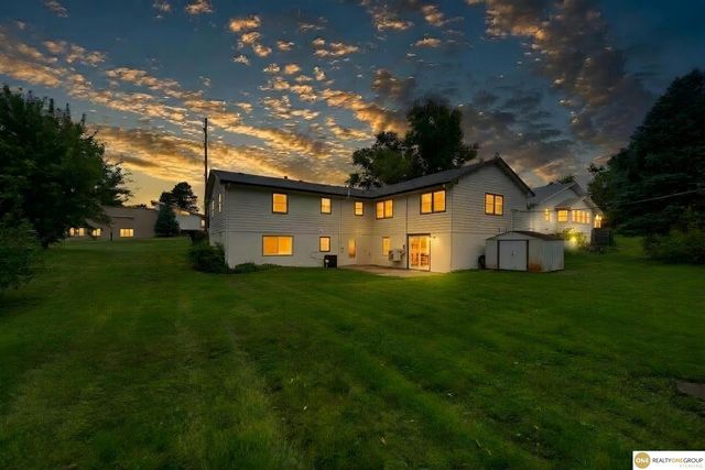 7179 N 60th Street, Omaha, NE 68152