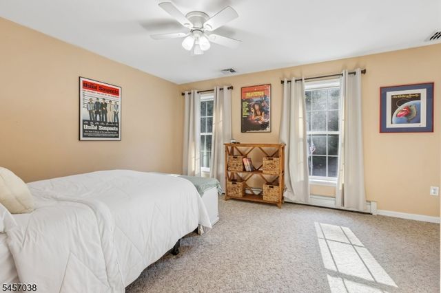 34 Longview Lane, Vernon Twp., NJ 07419