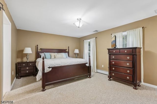 34 Longview Lane, Vernon Twp., NJ 07419