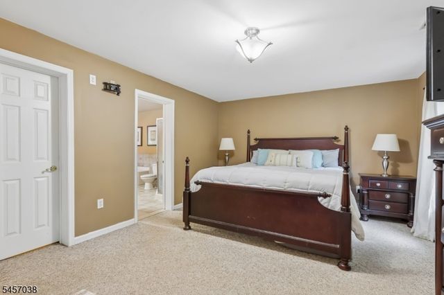 34 Longview Lane, Vernon Twp., NJ 07419