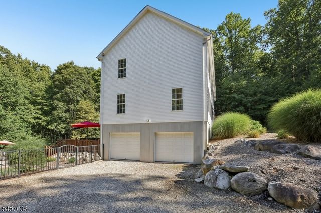 34 Longview Lane, Vernon Twp., NJ 07419
