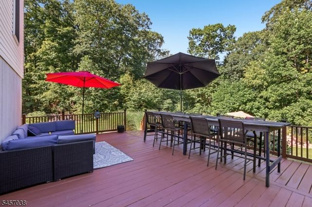 34 Longview Lane, Vernon Twp., NJ 07419