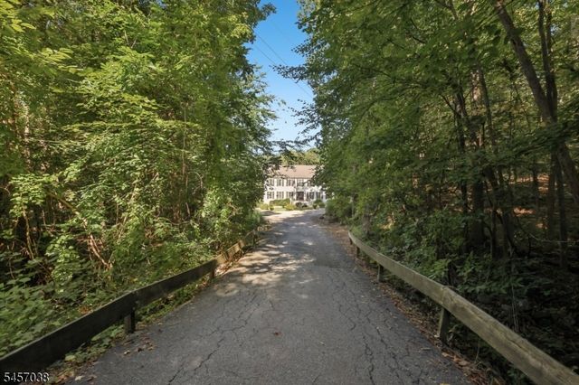 34 Longview Lane, Vernon Twp., NJ 07419