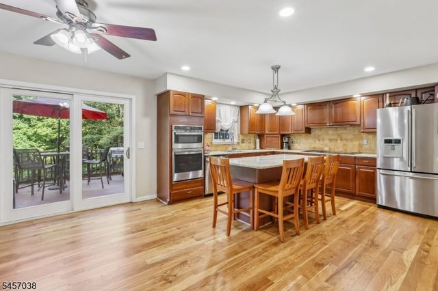 34 Longview Lane, Vernon Twp., NJ 07419