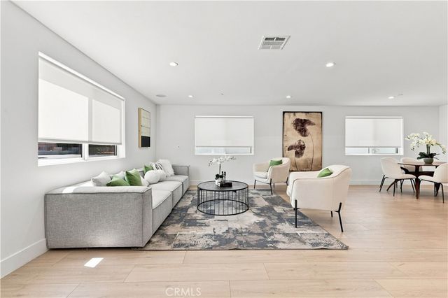 13357 W Cellest Parkway, Pacoima, CA 91331
