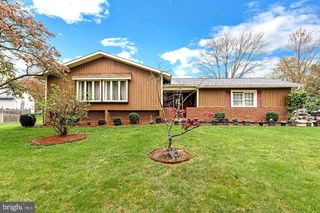 195 CANTERBURY ROAD, Mount Laurel, NJ 08054