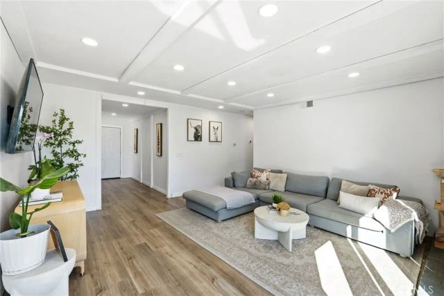 41428 50th West, Lancaster, CA 93536