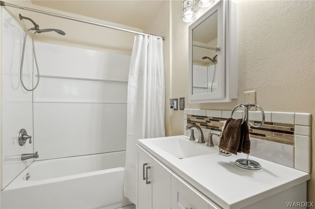 1620 E Cottonwood Lane, Mohave Valley, AZ 86440