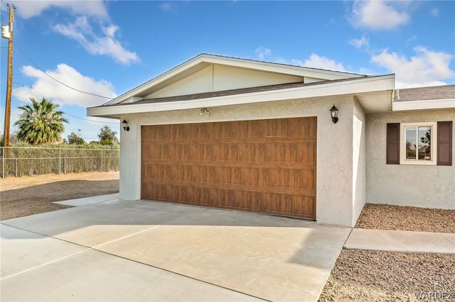 1620 E Cottonwood Lane, Mohave Valley, AZ 86440