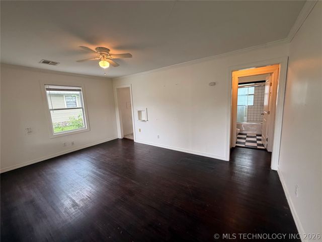 4137 S 34th West Avenue, Tulsa, OK 74136