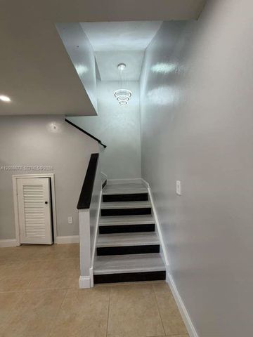 13470 SW 62nd St 105N, Miami, FL 33183