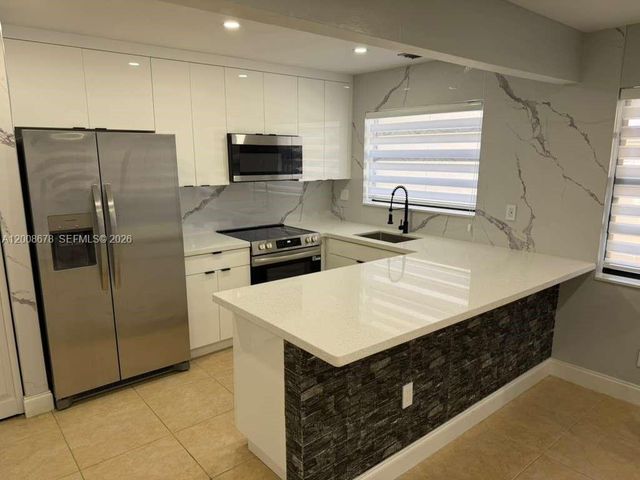 13470 SW 62nd St 105N, Miami, FL 33183