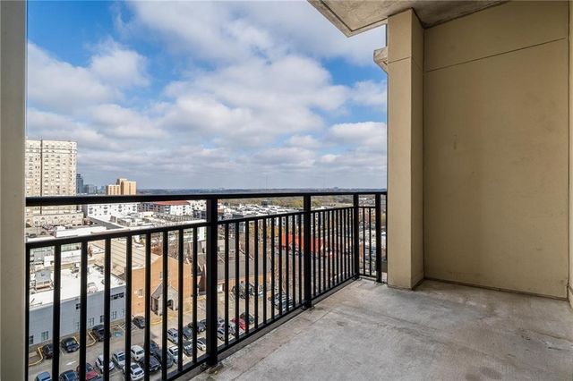 565 Peachtree Street NE 1207, Atlanta, GA 30308