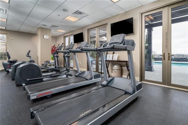 565 Peachtree Street NE 1207, Atlanta, GA 30308
