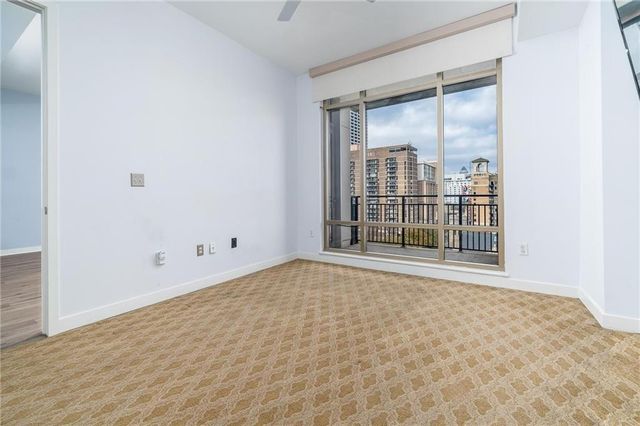 565 Peachtree Street NE 1207, Atlanta, GA 30308