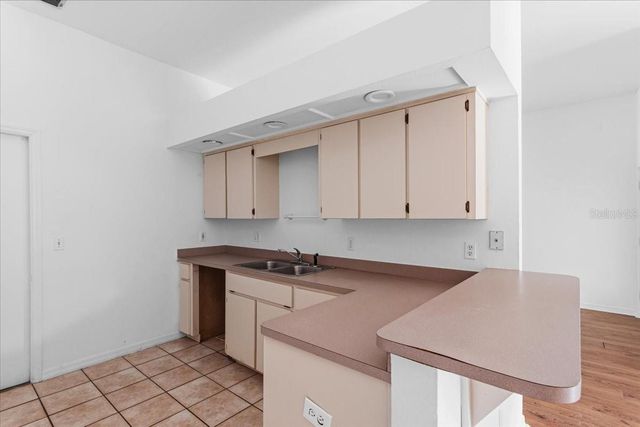 6714 NW 34TH DRIVE, Gainesville, FL 32653