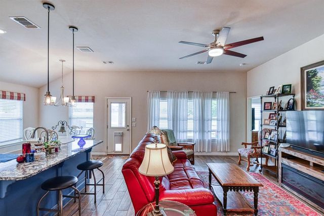 2912 Butterfly Way, Norman, OK 73069