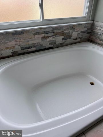 10031 EDGEWATER TER, Fort Washington, MD 20744