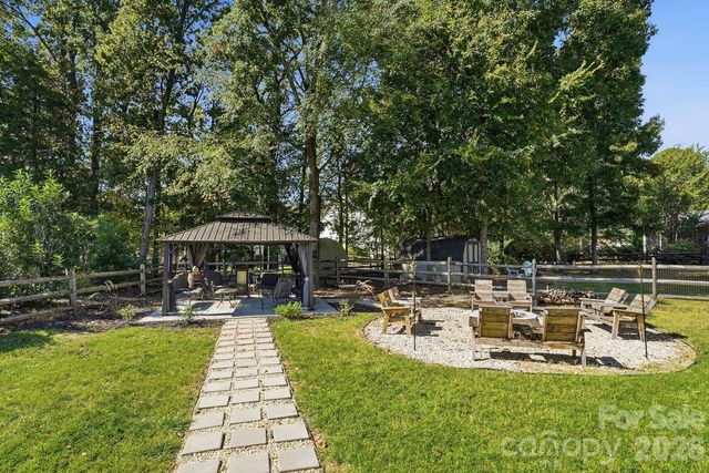 1008 Grayscroft Drive, Waxhaw, NC 28173