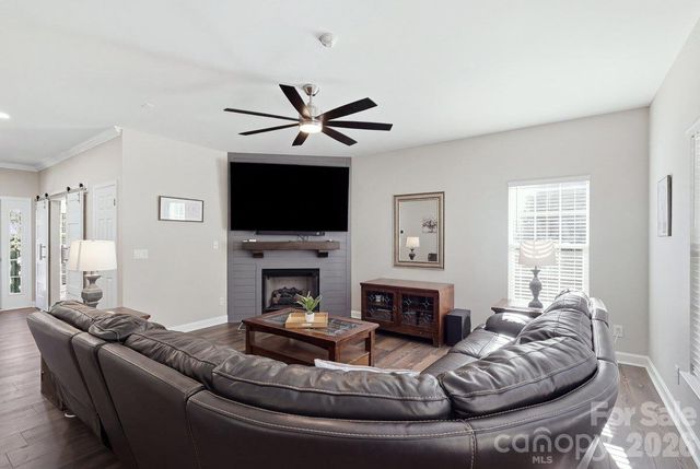 1008 Grayscroft Drive, Waxhaw, NC 28173