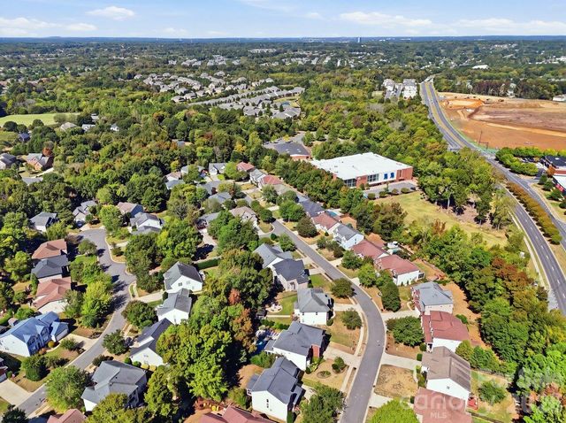 1008 Grayscroft Drive, Waxhaw, NC 28173
