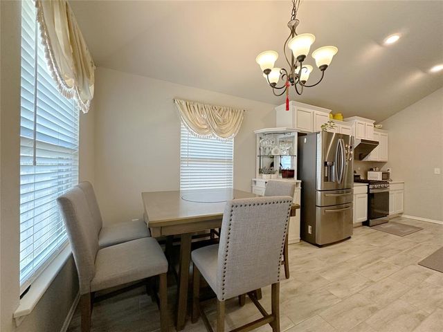 3813 Central Park Drive, Moore, OK 73160