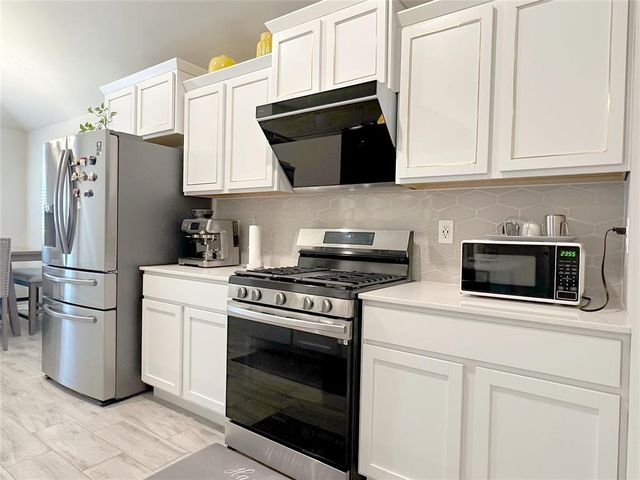 3813 Central Park Drive, Moore, OK 73160