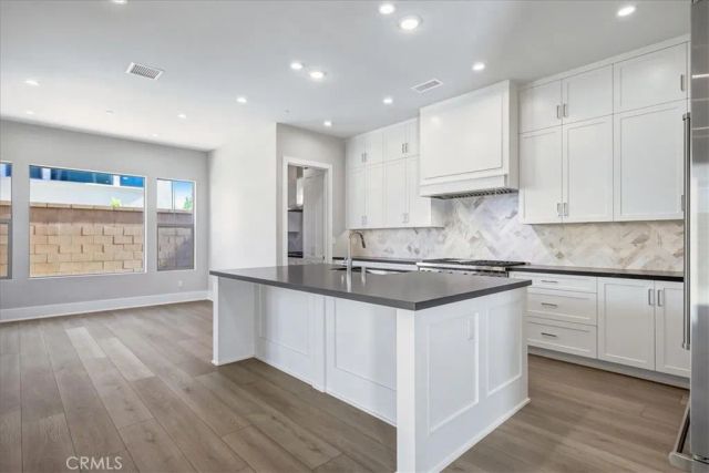 212 Mistwater, Irvine, CA 92618
