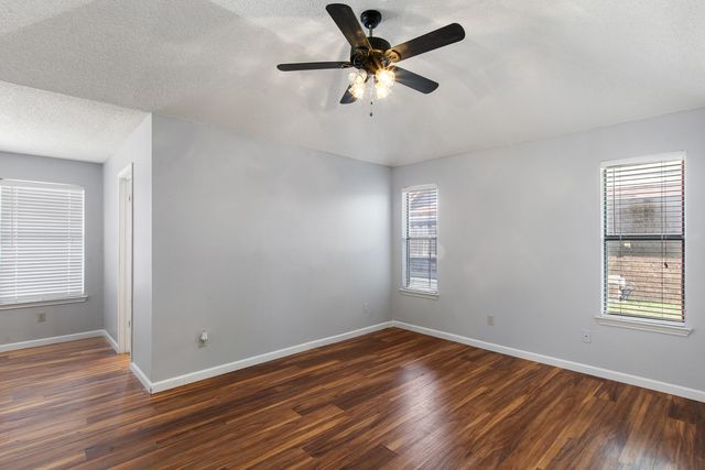 2325 Idlewood Drive, Garland, TX 75040