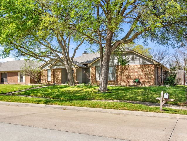 2325 Idlewood Drive, Garland, TX 75040