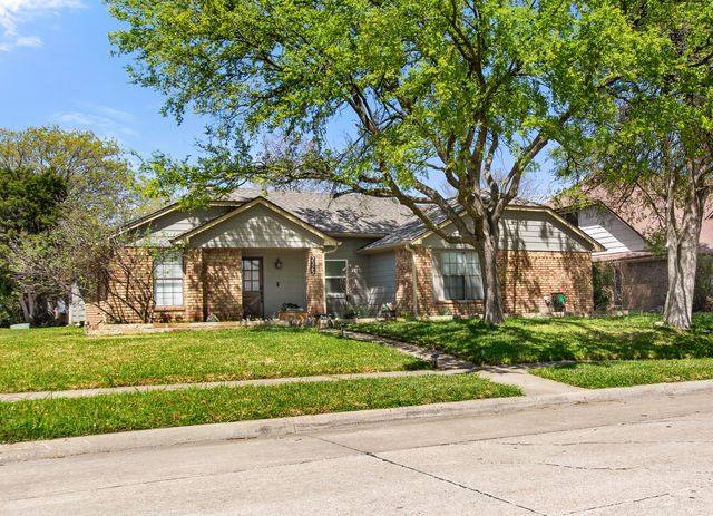 2325 Idlewood Drive, Garland, TX 75040